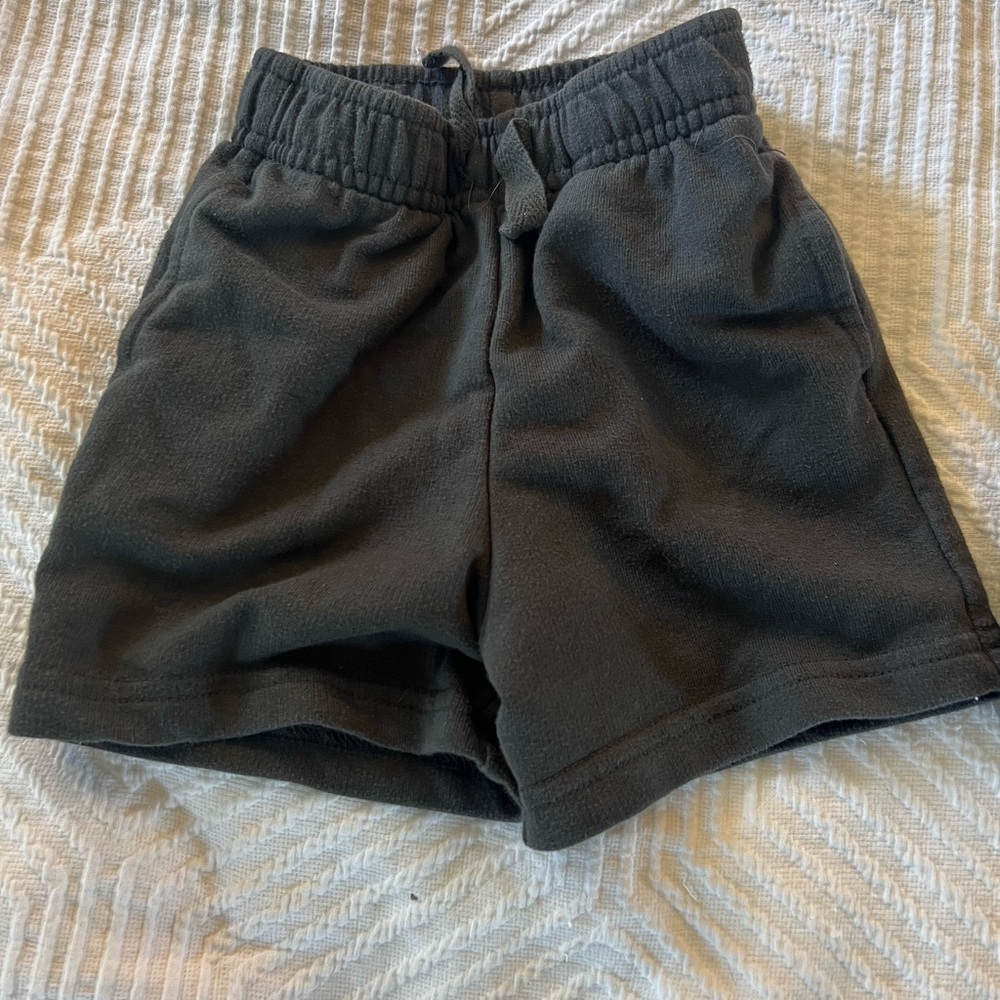 Kids Black Shorts Set 18 months - Picture 3 of 6